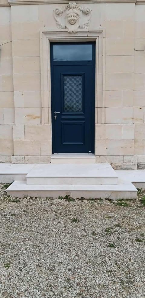 Porte d’entrée MéO modèle Manoir — Saintes