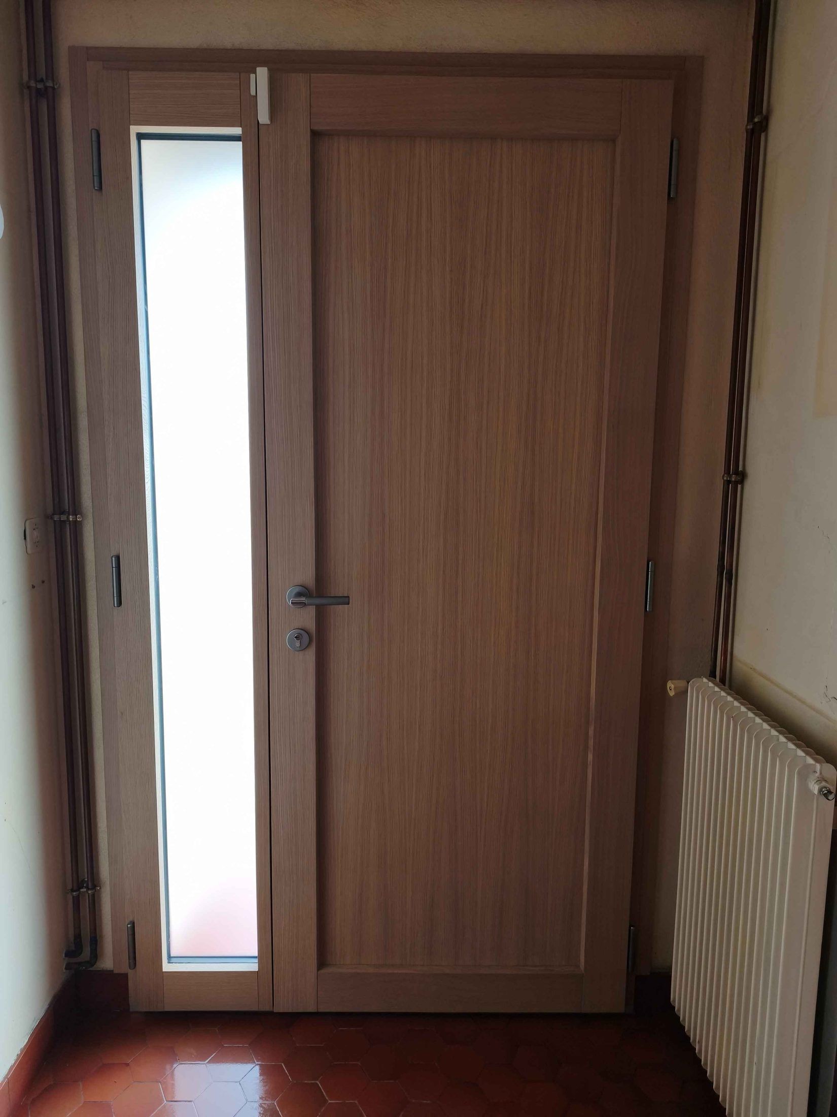 Porte d’entrée tiercée en bois, modèle Rivière — photo 2