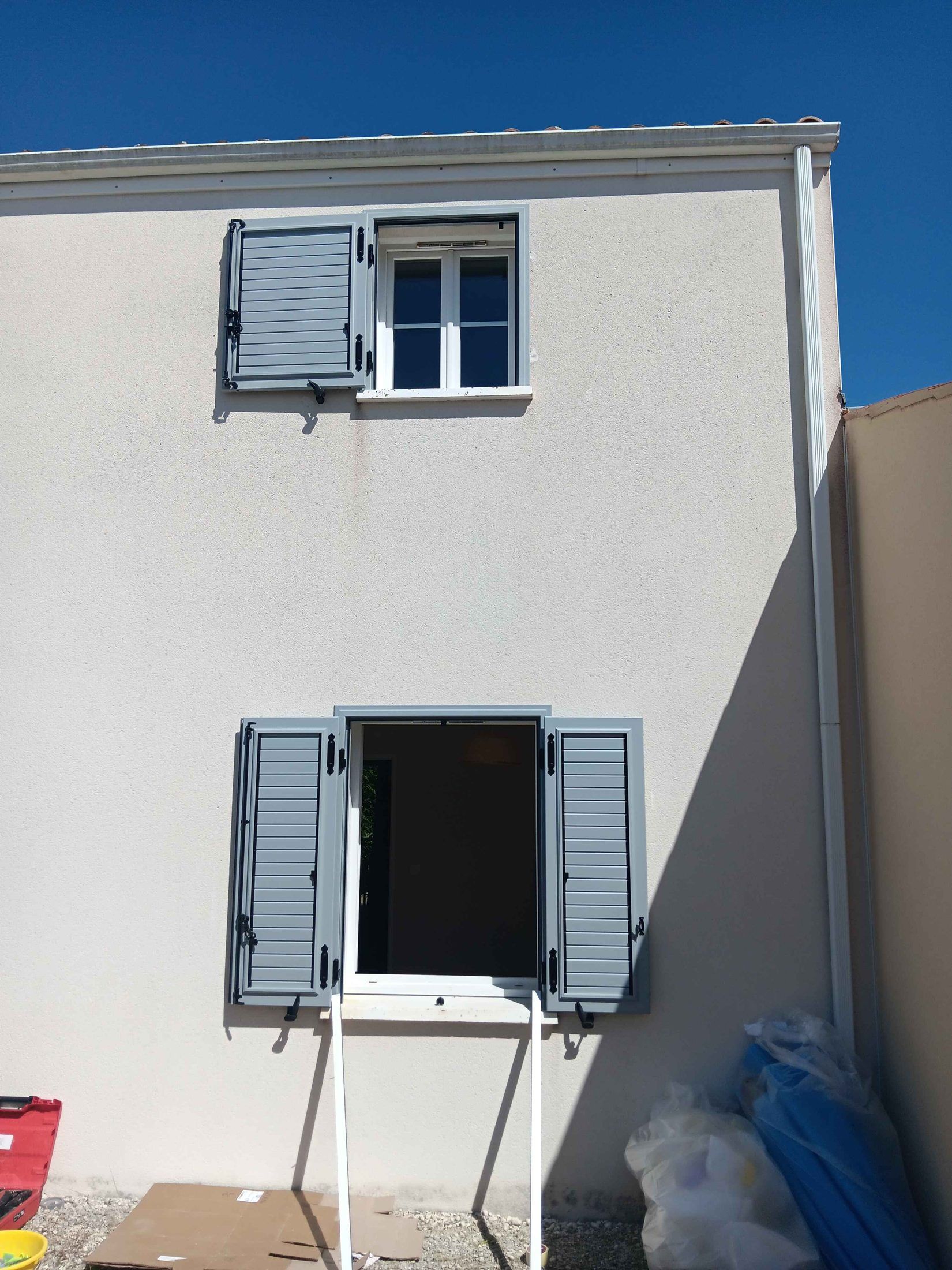 Volets battants aluminium persiennés — Saint-Georges-de-Didonne